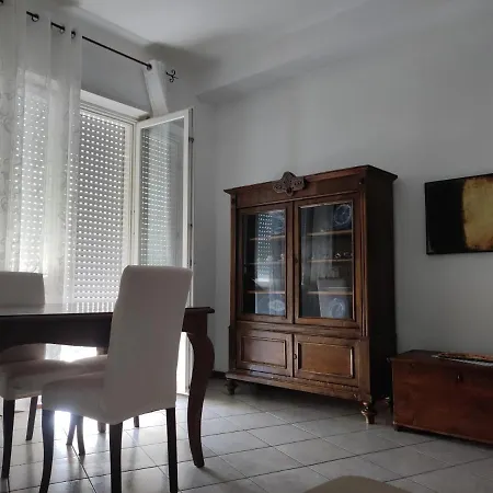 Mi Casa Es Su Casa *