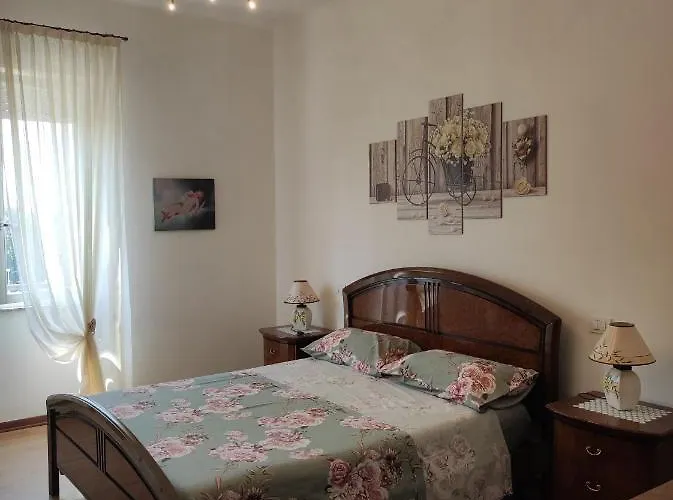 Mi Casa Es Su Casa *